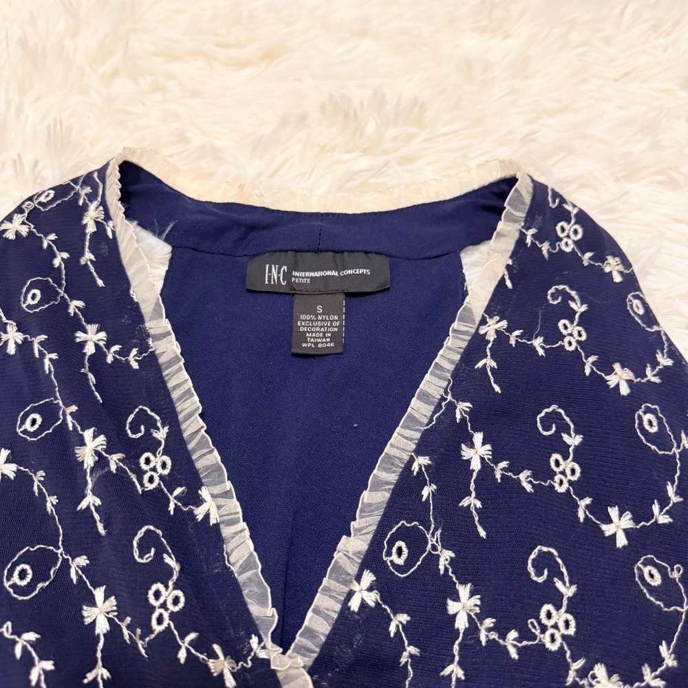 INC International Concepts Navy Floral Embroidered Mesh Top Petite Small Y2K - Picture 2 of 4